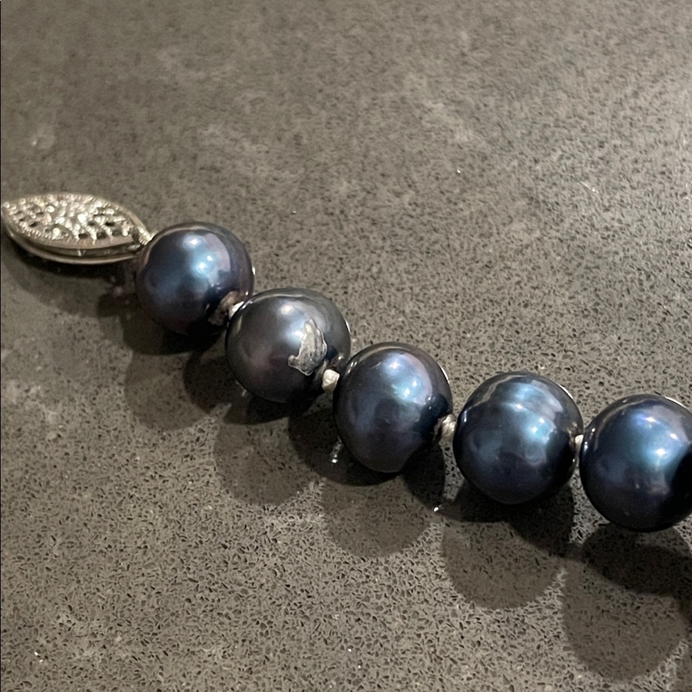 Blue Gray Pearl Necklace with 925 Silver Fish Hook Clasp - Picture 16 of 17